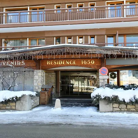 Skis Aux Pieds A 1650 - Terrasse Vue Montagne *